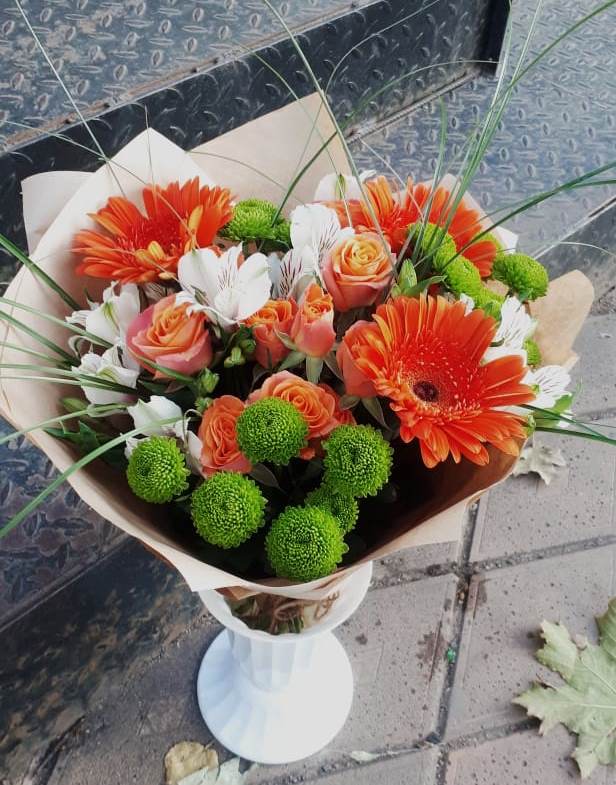 Букет цветов из: Герберы, Хризантемы, Альстромерии и Розы в Булатниково