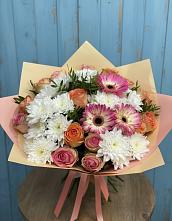 Букет цветов из:  Розы, Герберы и Хризантемы в Булатниково