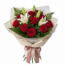 Букет цветов из:  Лилии и Розы в Булатниково