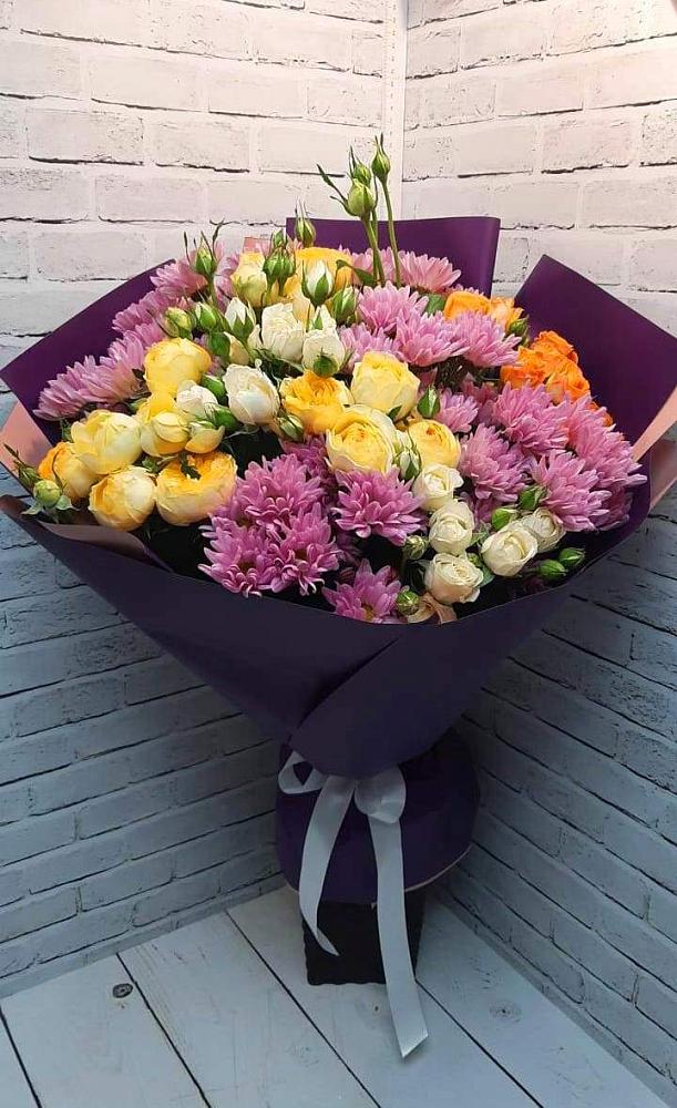 Букет цветов из: Хризантемы и Розы в Булатниково