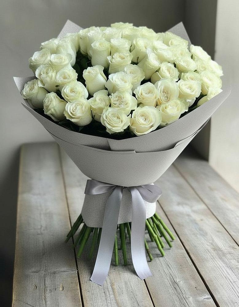 Букет 35 Белых роз в Булатниково