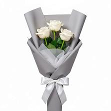 Букет 3 белые розы в Булатниково