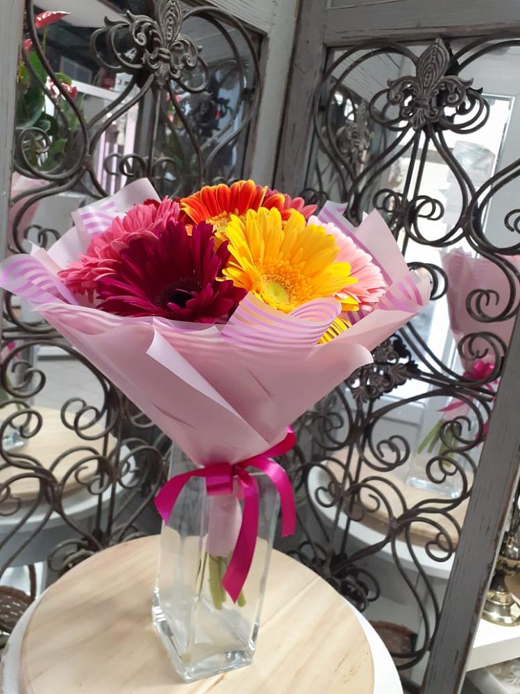 Букет цветов из: Герберы в Булатниково