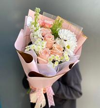 Букет цветов из:  Хризантемы и Розы в Булатниково