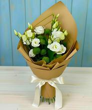 Букет цветов из:  Хризантемы и Лизиантусы #REPLACE_PRED# Булатниково