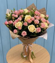 Букет цветов из:  Розы в Булатниково