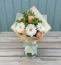 Букет цветов из:  Герберы, Розы и Хризантемы в Булатниково